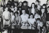 Miss Allen and her juniors class in 1973 - click for full size image Miss Allen and her juniors class in 1973 - click for full size image